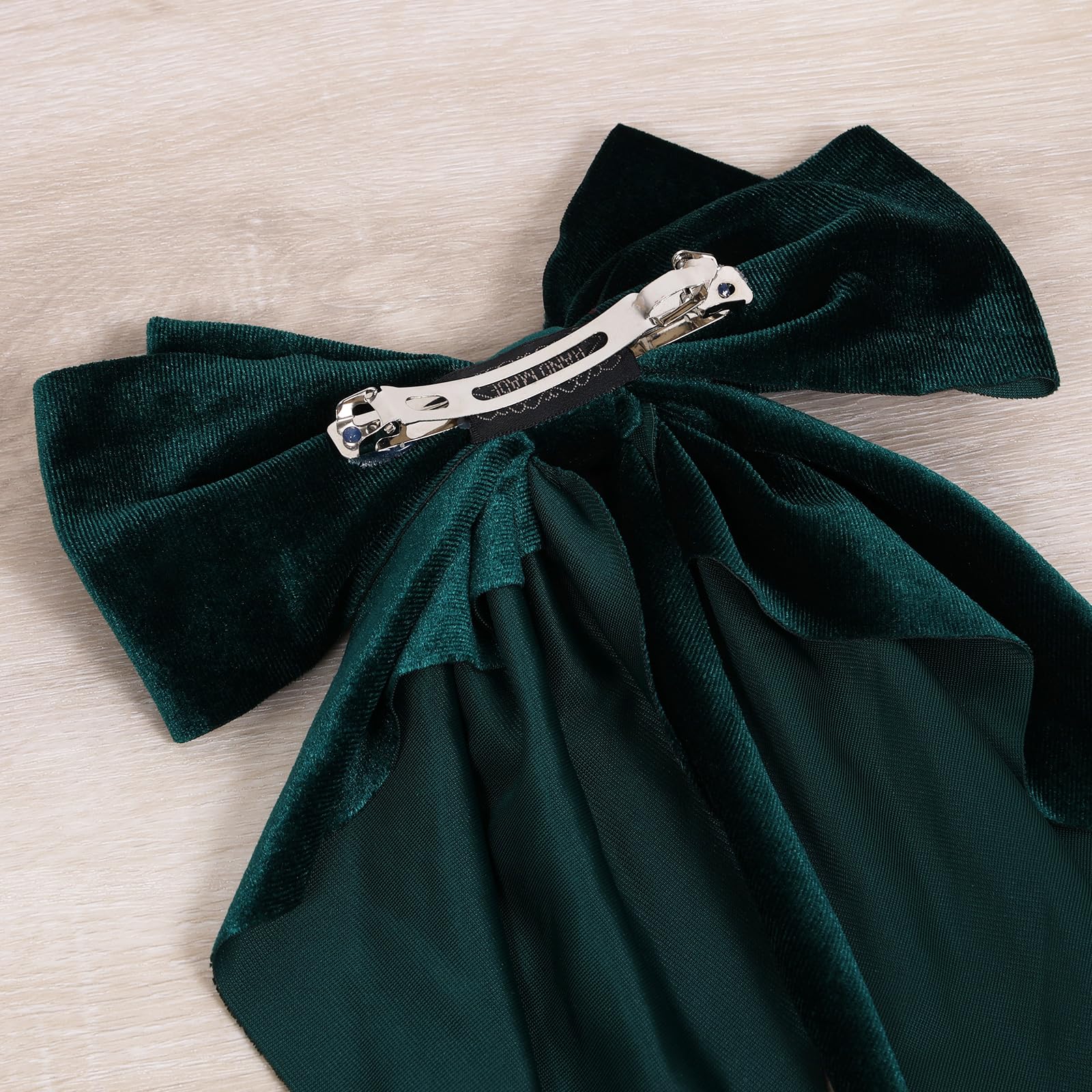KCHIES estilo vintage velvet añade elegancia