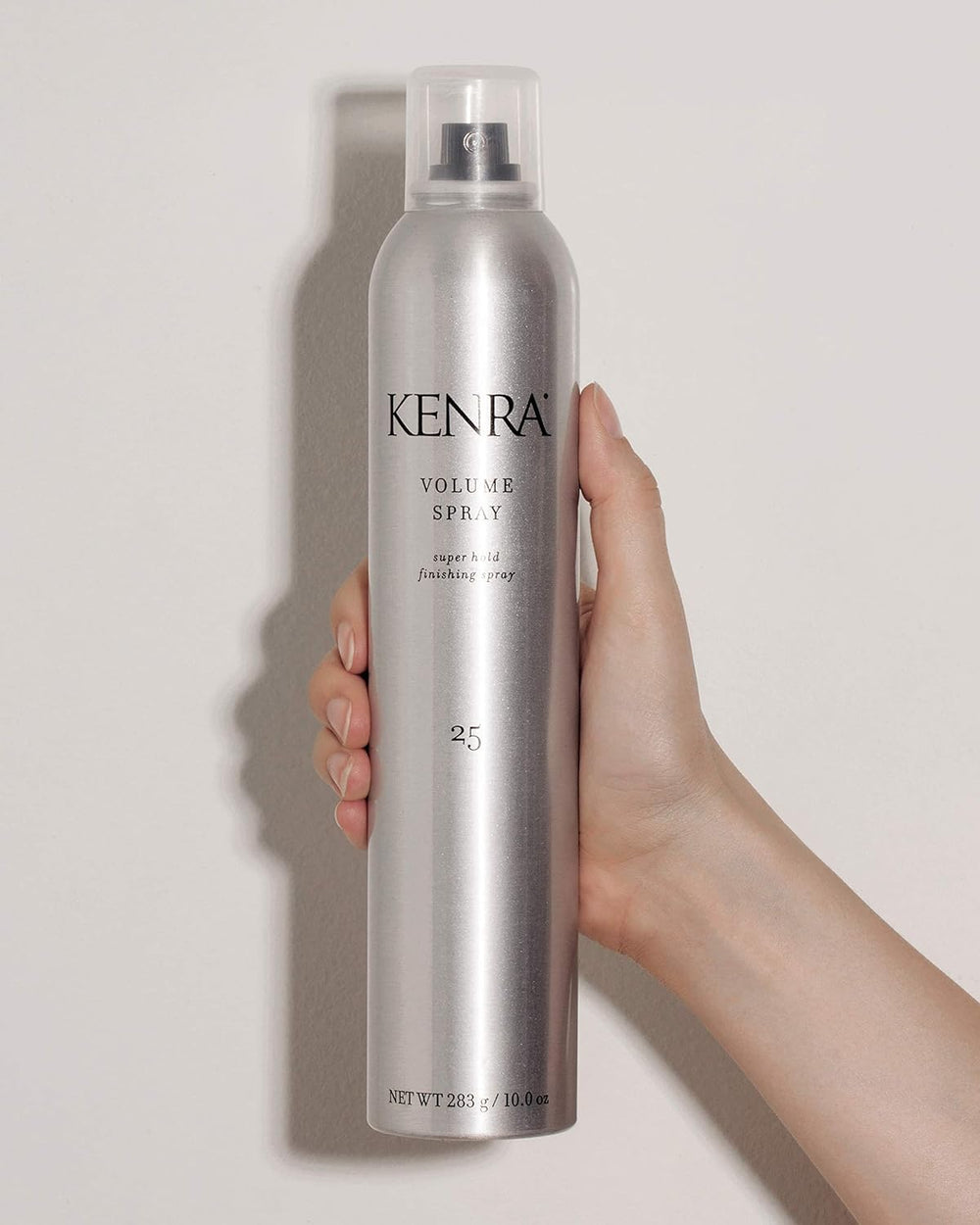 Kenra Spray de Volumen 25, textura ligera que aporta cuerpo.