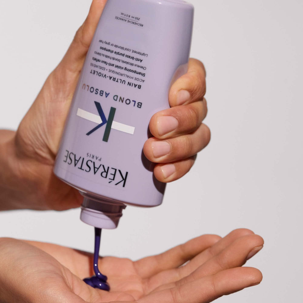 KÉRASTASE Blond Absolu Bain Ultra-Violet, ácido hialurónico para suavidad y fortalecimiento.