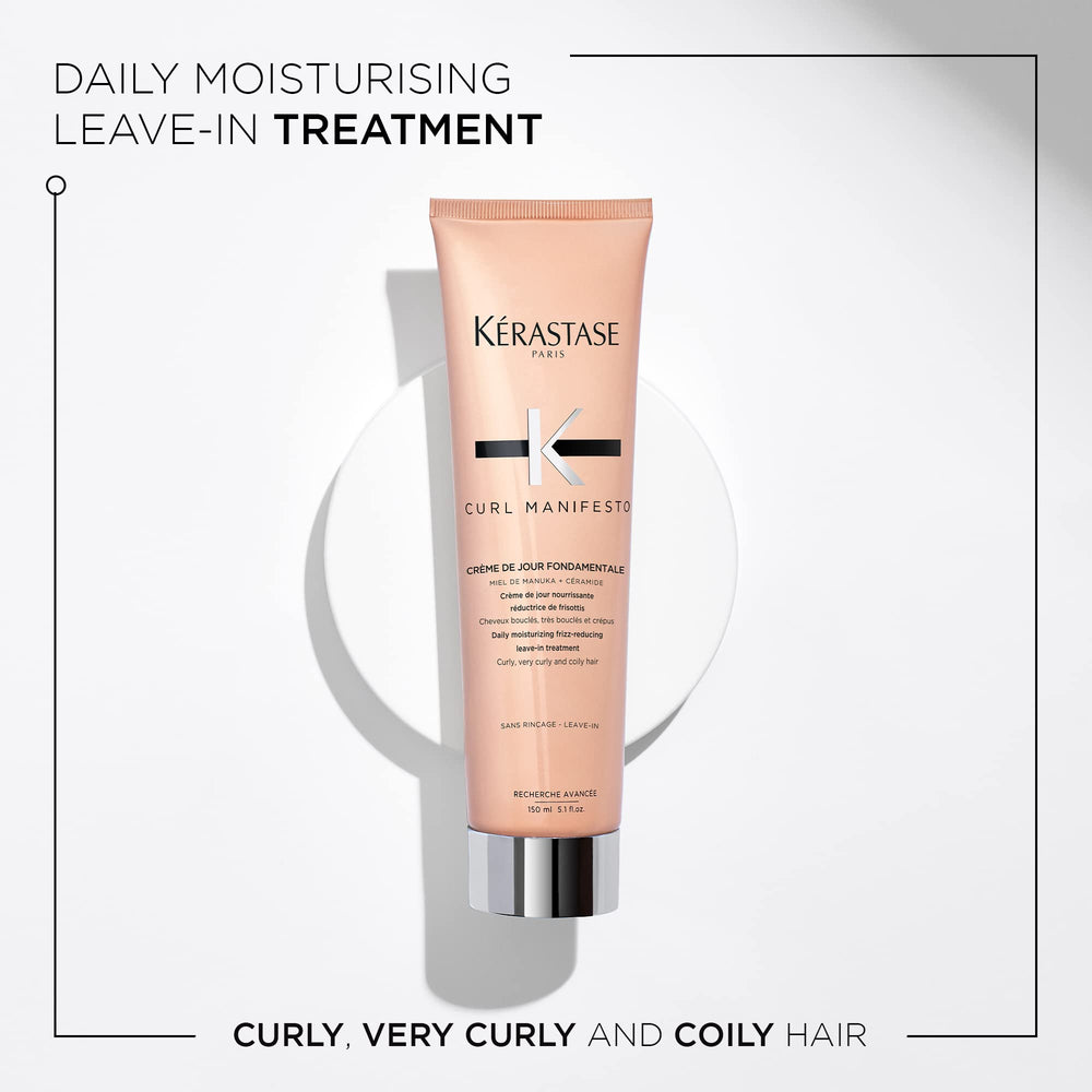 Kerastase Curl Manifesto, aplicación en la palma de la mano para distribución uniforme