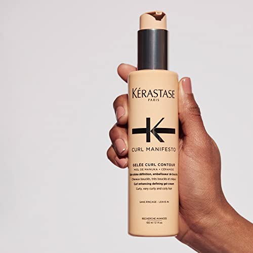 Uso recomendado de Kerastase Curl Manifesto para rizos de todo tipo con brillo.