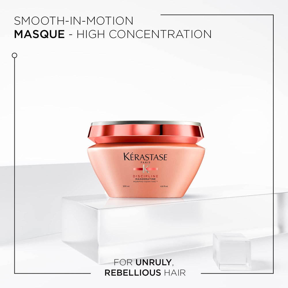 Aplicación de Maskeratine en cabello húmedo, crema rica para nutrición profunda.