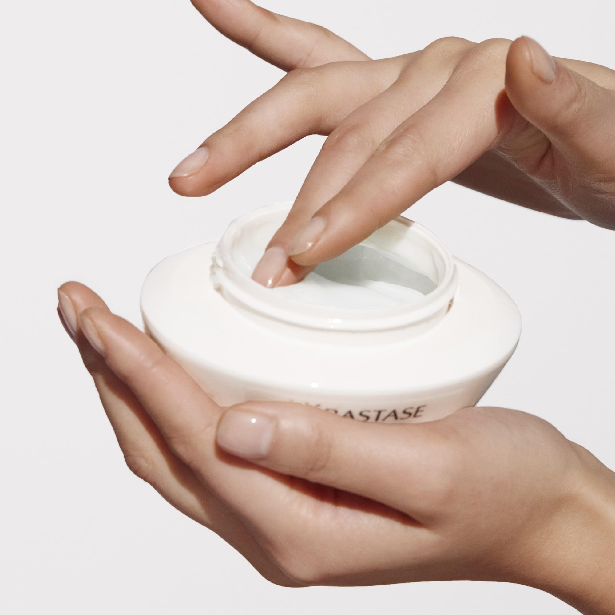 Kérastase Masquintense Riche, cabello más manejable y sedoso.