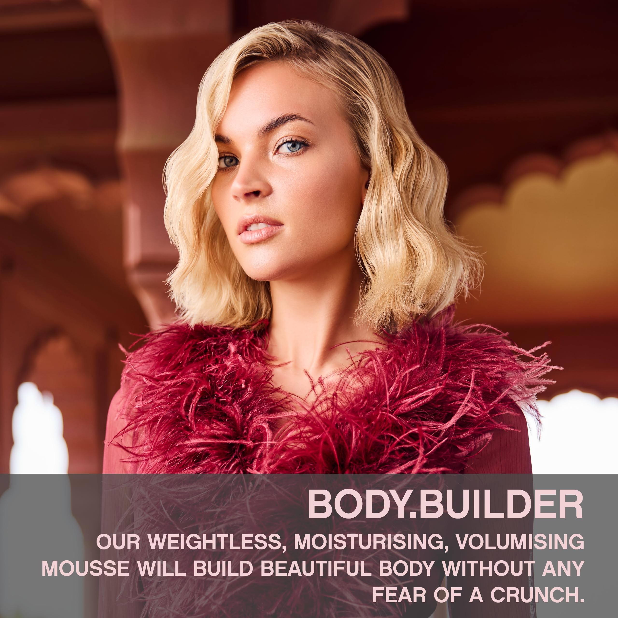 KEVIN.MURPHY BODY.BUILDER, aplicación-mousse, diseño de peinado con cuerpo duradero.