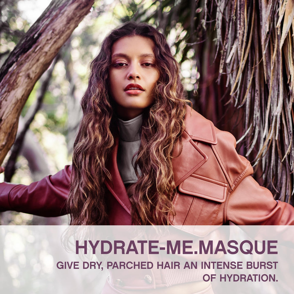Kevin Murphy Hydrate-Me Masque, démonstration d’application pour soin capillaire réussi.