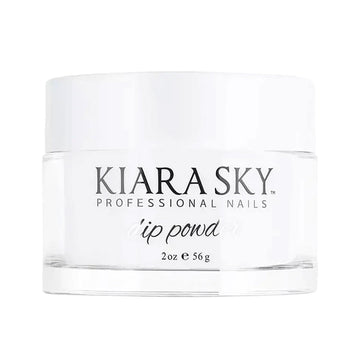 Kiara Sky polvo de inmersión claro para encapsular color y proteger la uña, con acabado natural.