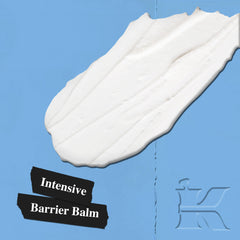 Kiehl's Ultra Facial Advanced Repair Barrier Cream: aplicación en manos con masaje circular.