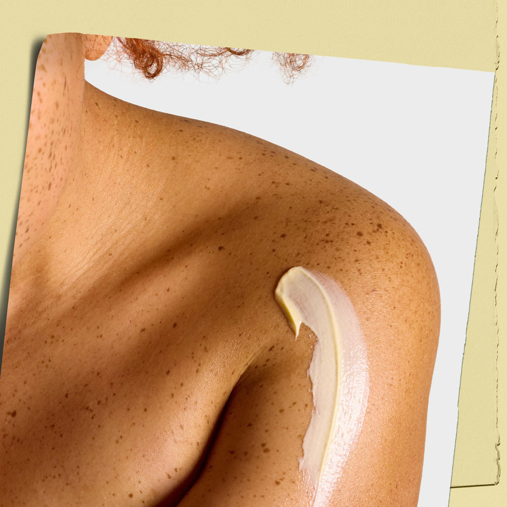 Kiehl's Creme de Corps aplicación tras la ducha ayuda a sellar la humedad.