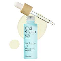 Kind Science Radiance Oil: botella para hidratación y brillo suave.