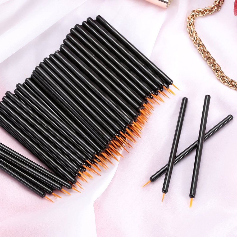 KINGMAS herramienta versátil para delinear ojos y otros maquillajes.