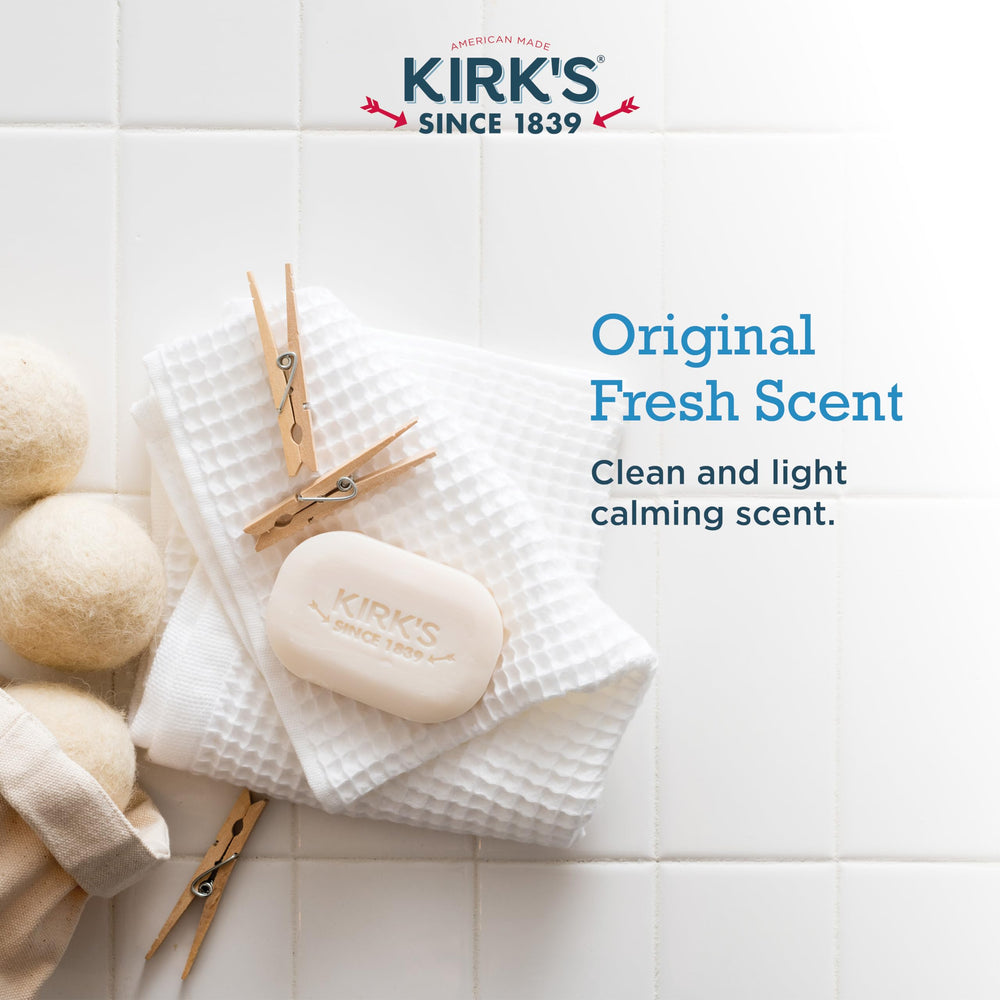 Jabón Kirk's en lavabo, opción biodegradable para manos.