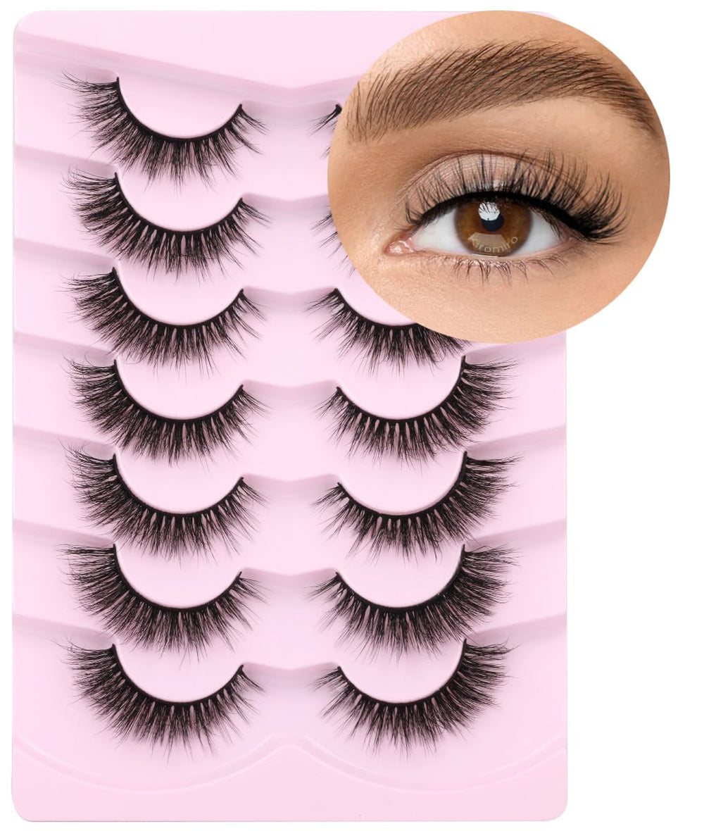 Pestañas Kiromiro faux mink naturales de 8-15 mm para un look suave diario.