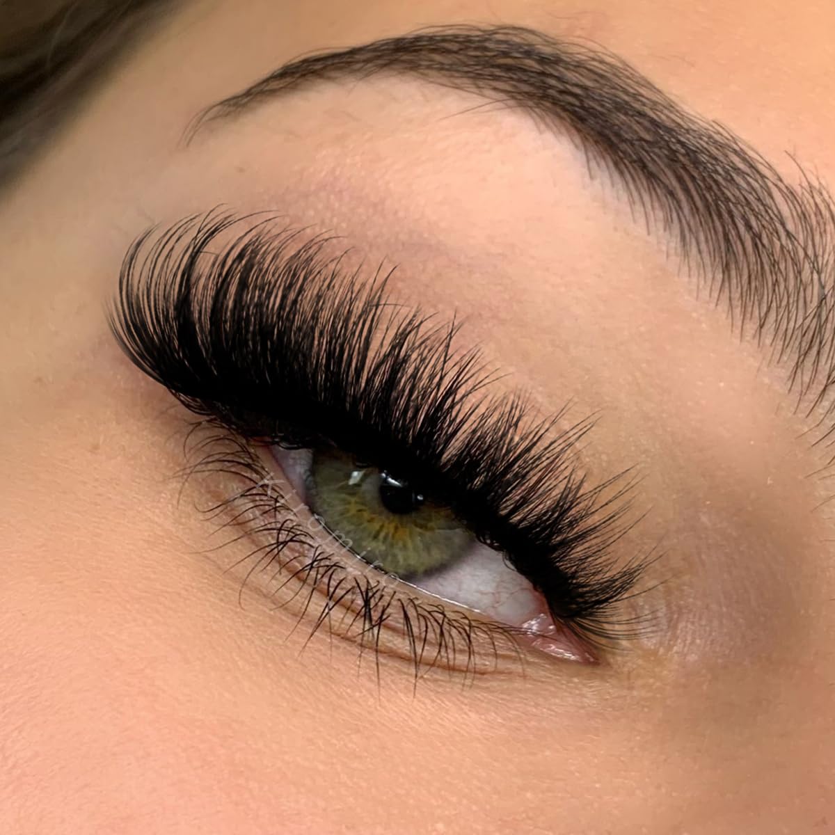 Kiromiro pestañas visón 20mm, look intenso para eventos y salidas.
