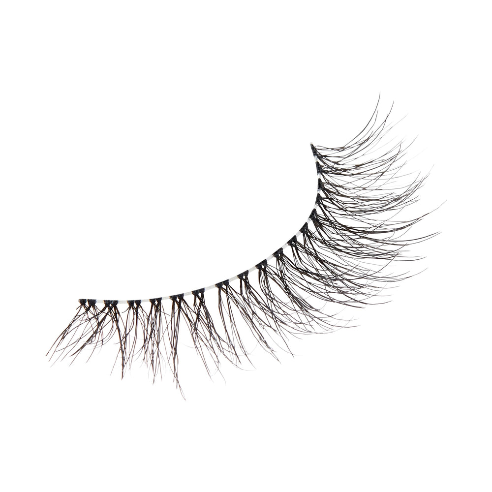 KISS My Lash opción versátil para maquillaje de día y noche.