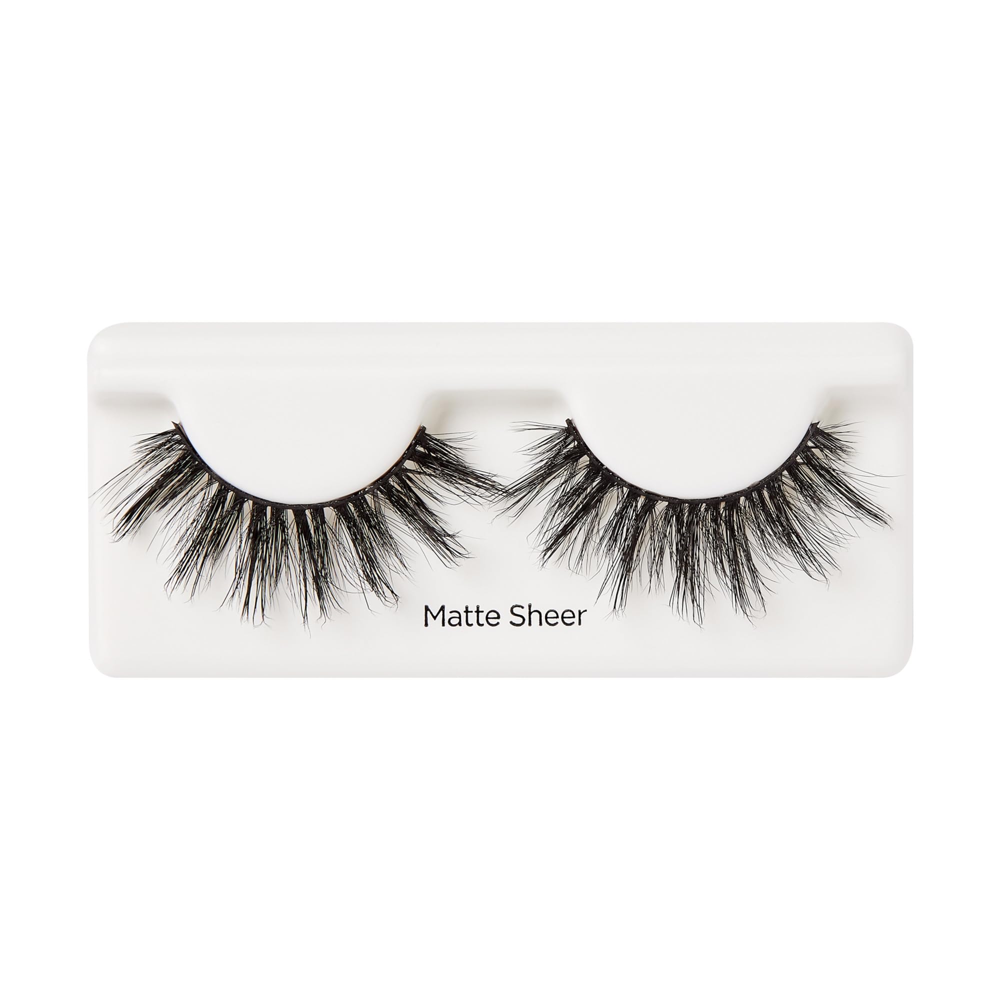 Pestañas KISS negro mate, ideal para ojos alargados y definidos.