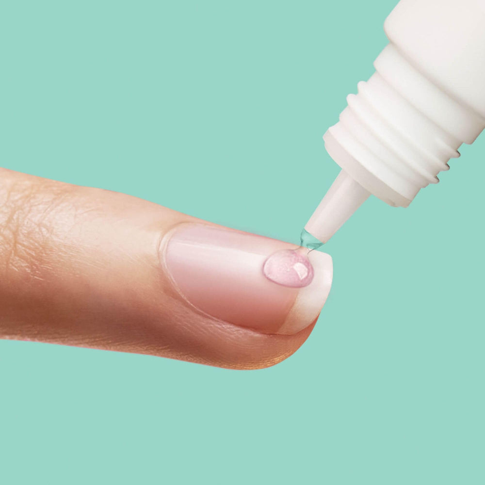KISS PowerFlex: reparación rápida de grietas sin dañar uñas naturales.