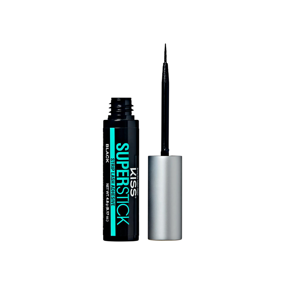 KISS Super Stick: acabado negro intenso para looks marcados.