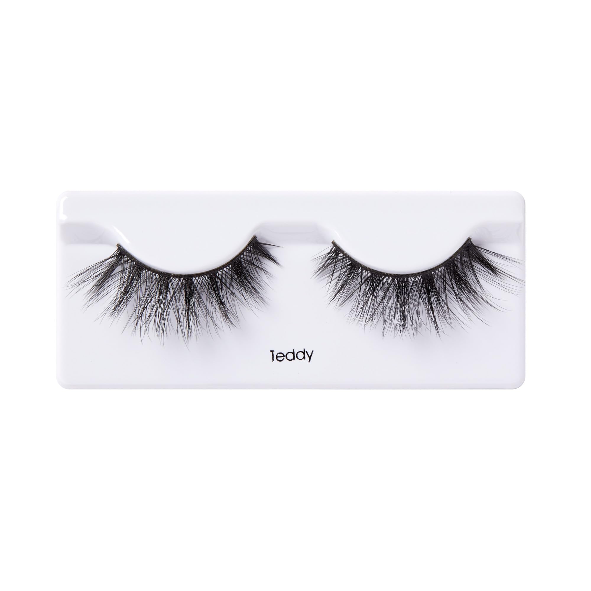 Pestañas Kiss Teddy reutilizables para varios looks.
