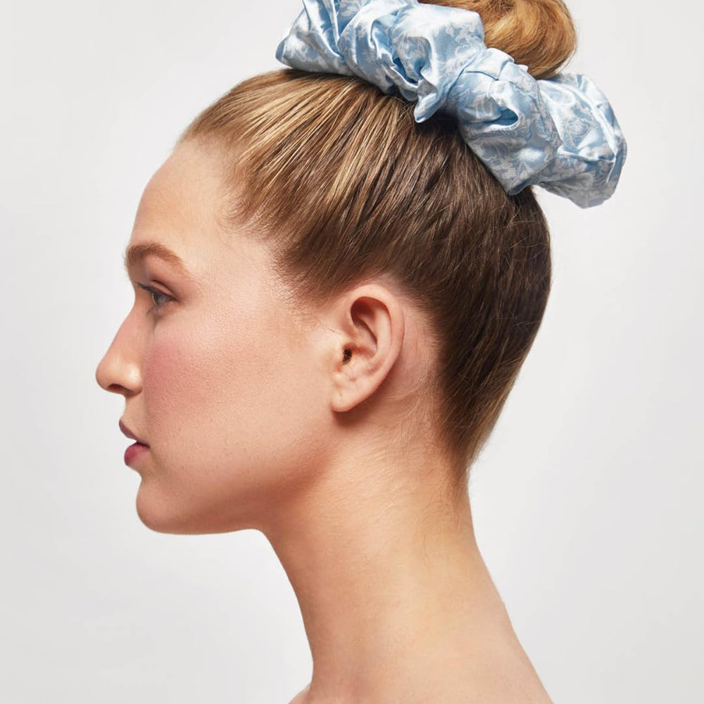 Kitsch Bridgerton scrunchies de satén, azul, ideal para peinados elegantes.