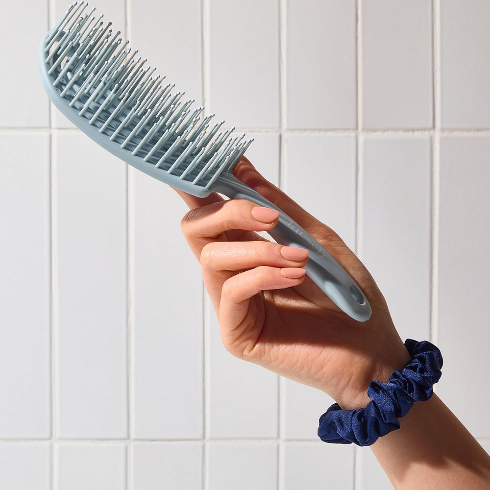 Kitsch Detangler: perfecto para rutina de peinado de toda la familia.