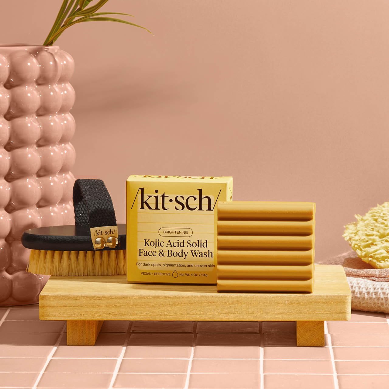 Aroma suave de cúrcuma del jabón Kitsch para despertar los sentidos.