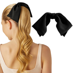 Kitsch moño grande negro, acabado elegante para peinados de diario