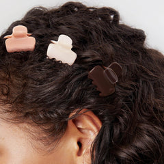 Kitsch pinzas de pelo mini en rosewood, usadas en cabello diario.