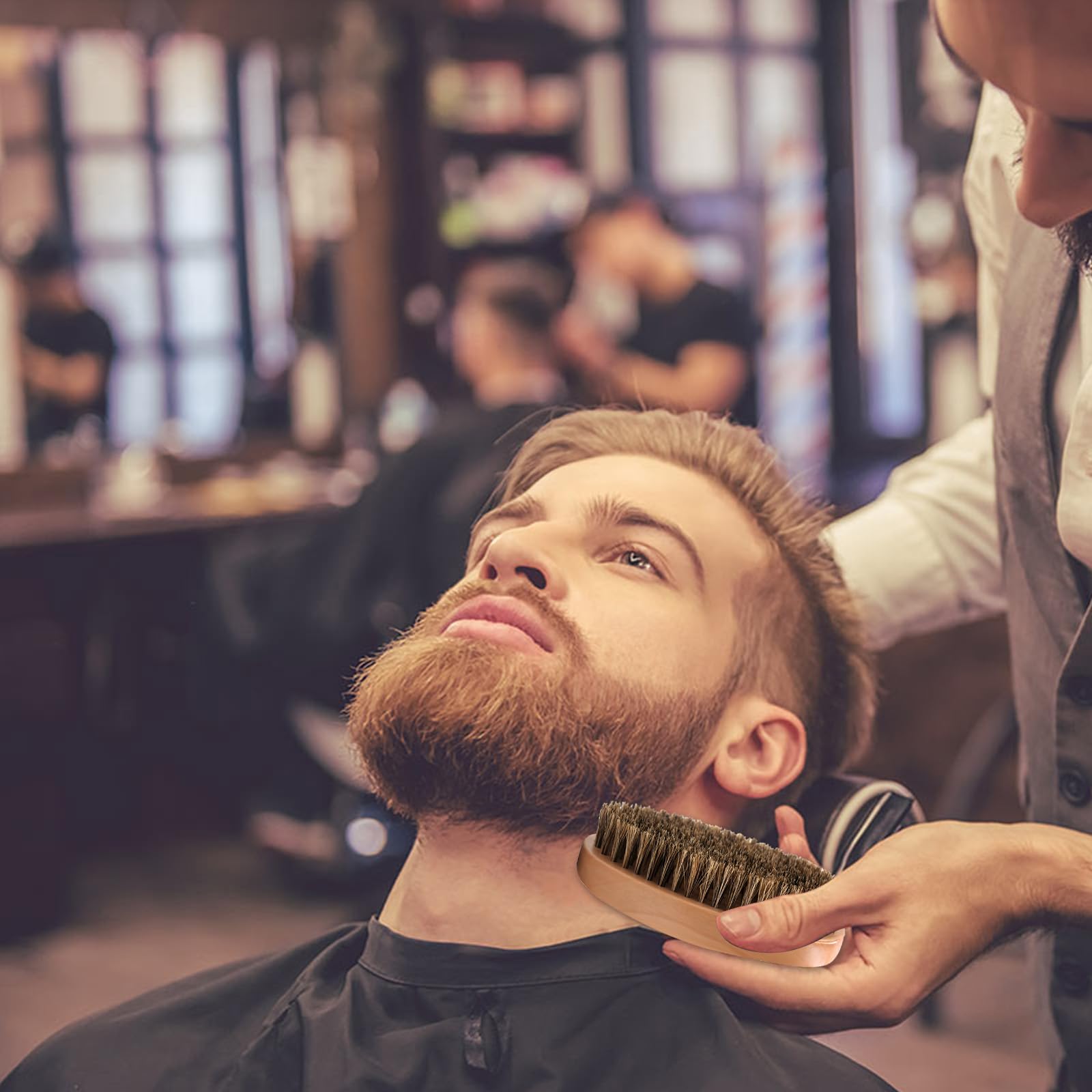 Kootinn para aplicar bálsamo o cera en barba con facilidad.