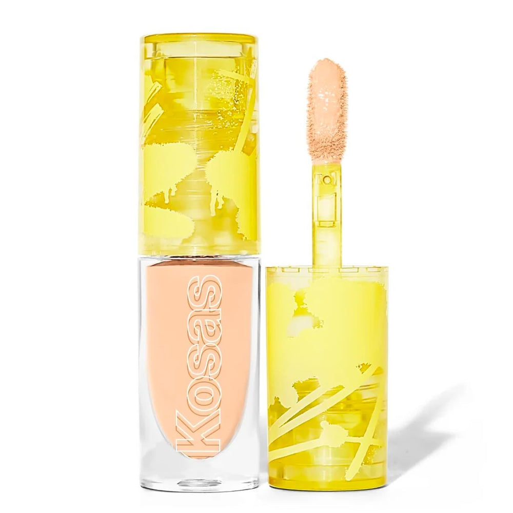 Kosas Mini Revealer Concealer envase compacto para retoques rápidos.