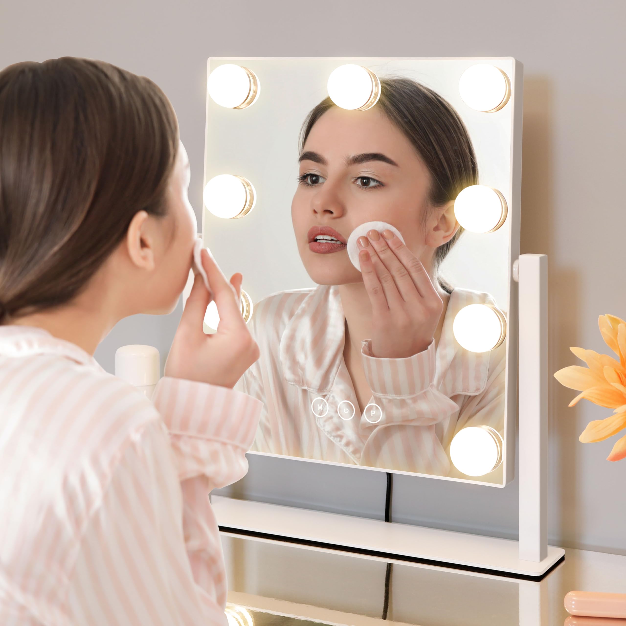 Control táctil facilita ajustar brillo sin esfuerzo durante el maquillaje Kotdning.