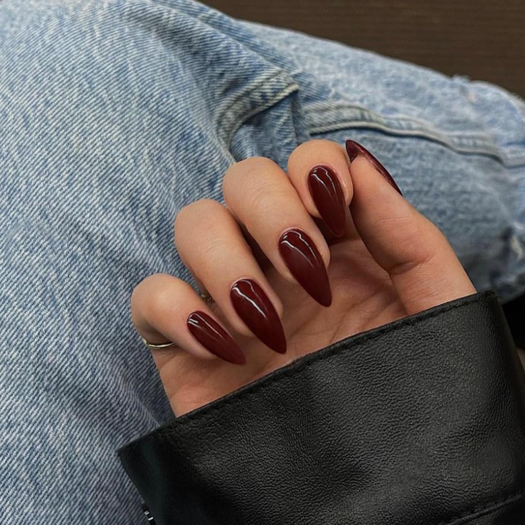 KQueenest uñas postizas almendra burgundy para un look duradero.