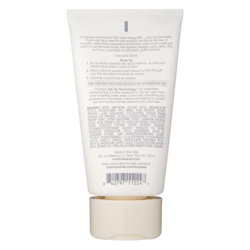 Kristin Ess Crema: textura ligera para definir rizos sin pesarlos.