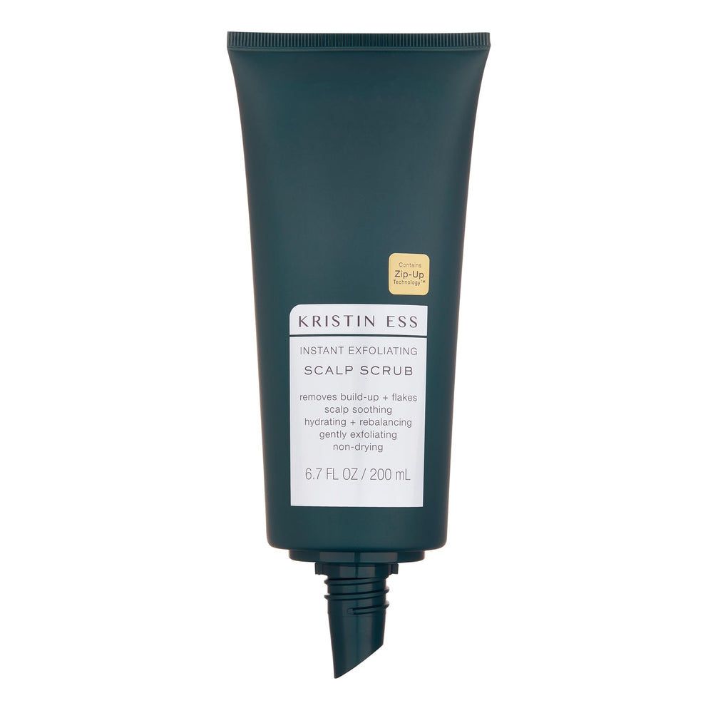 Brillo suave del cabello después de usar Kristin Ess exfoliante para cuero cabelludo.