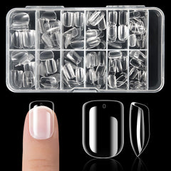 Uñas Krofaue para niñas con puntas claras y cuadradas, fáciles de aplicar para juego diario.