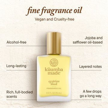 Kuumba Made Textura aceite mus egipcio, sensación sedosa sobre la piel.