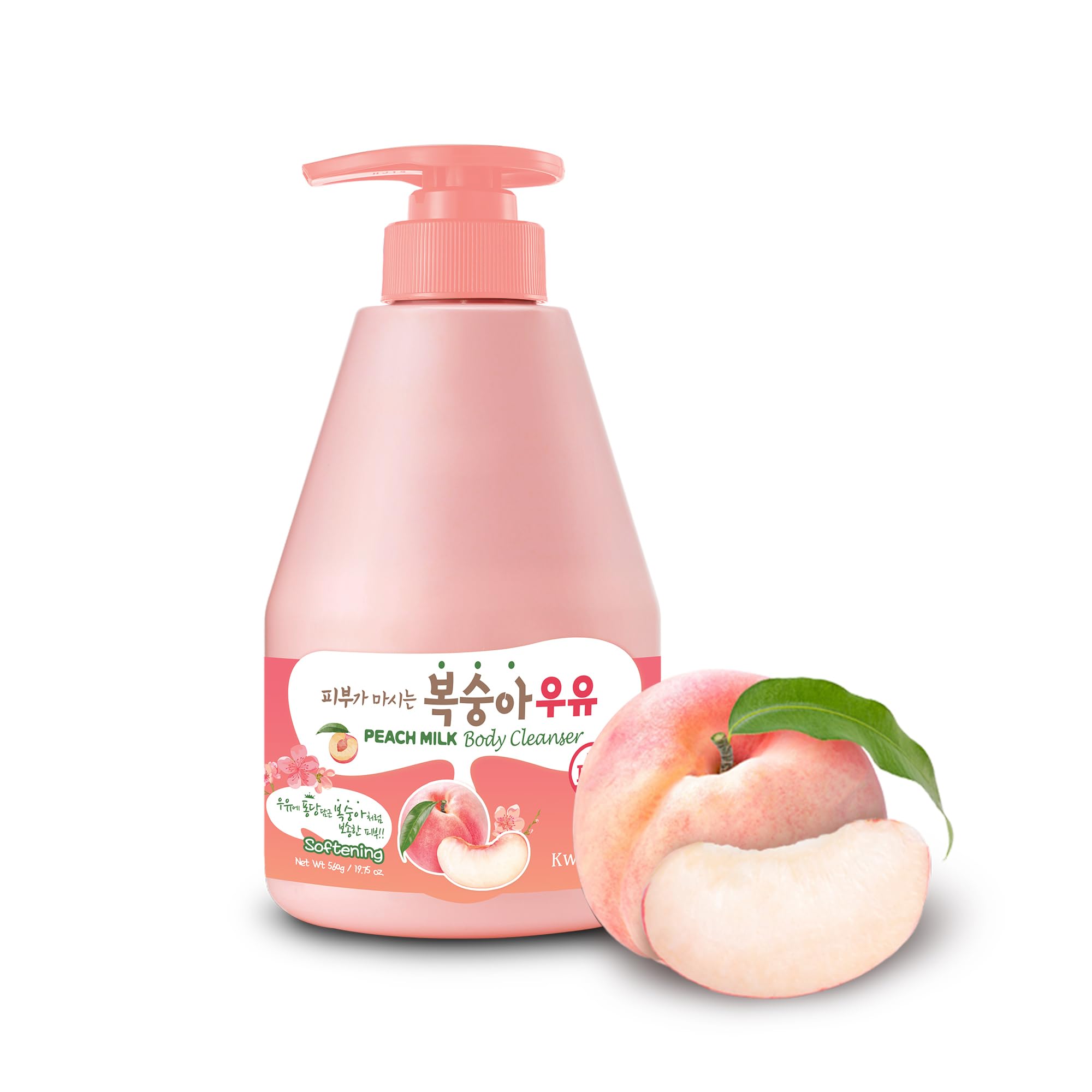 Kwailnara lavando el cuerpo con leche de pesca: experiencia suave y fragante para la ducha diaria.