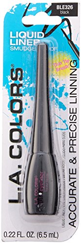 Delineador líquido L.A. COLORS, aplicación precisa para cat-eye.