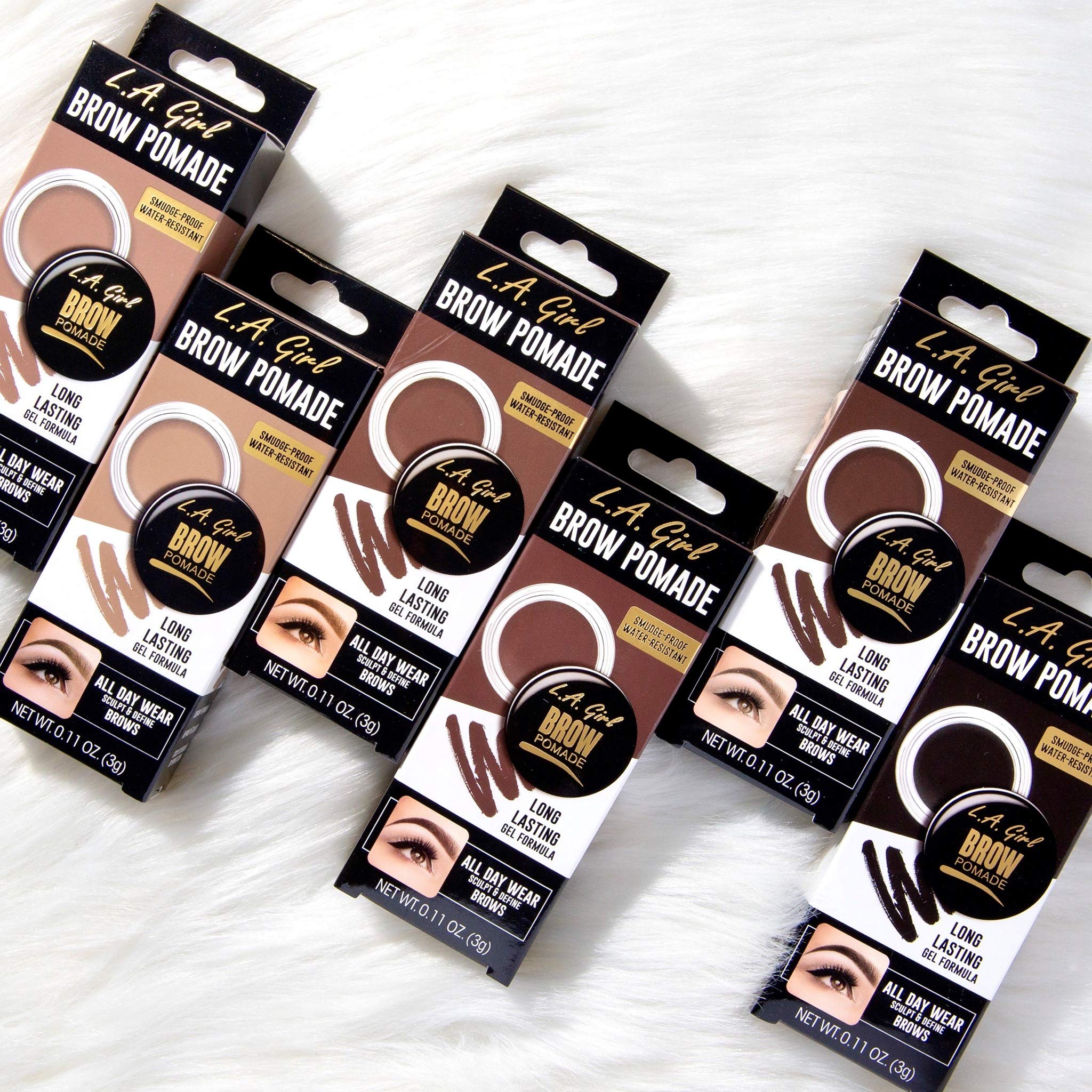 Complemento PRO.brush Duo Brow Brush ofrece acabado preciso y fijación duradera.