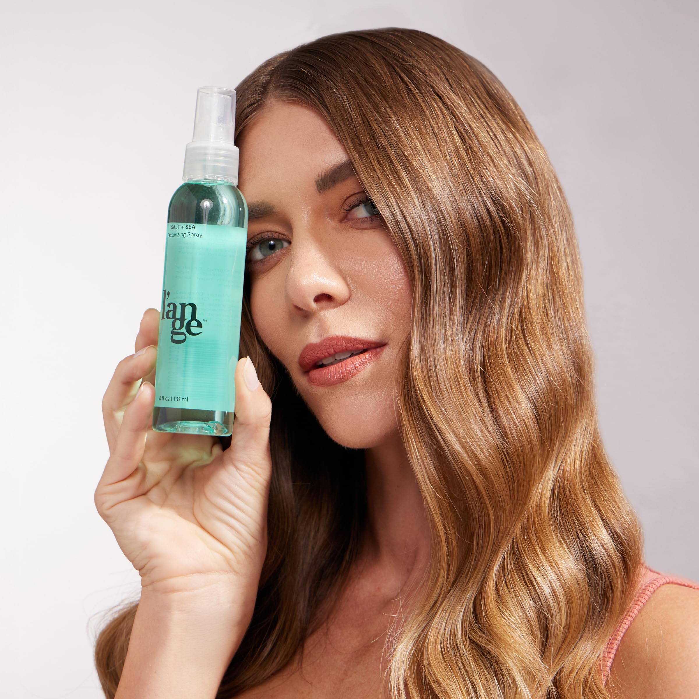 L'ANGE HAIR Acabado mate ideal para cabellos finos.