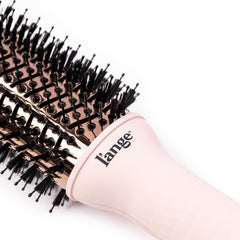 L'ANGE HAIR Le Volume con cabezal oval de 75 mm para volumen en mechones largos.
