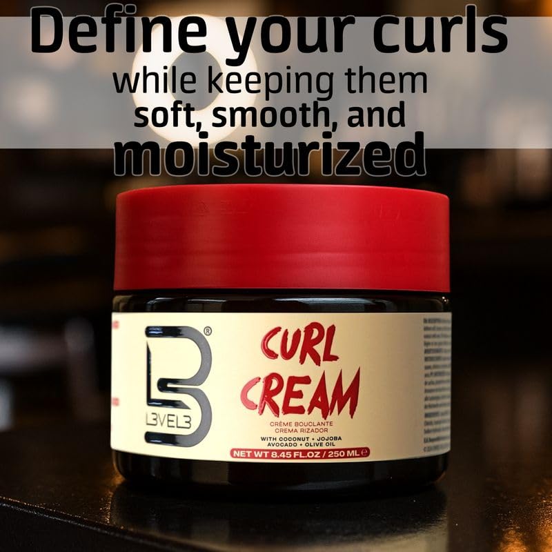 L3 Crema Hidratante Nivel 3, peinado natural para rizos apretados, rizados y ondulados.