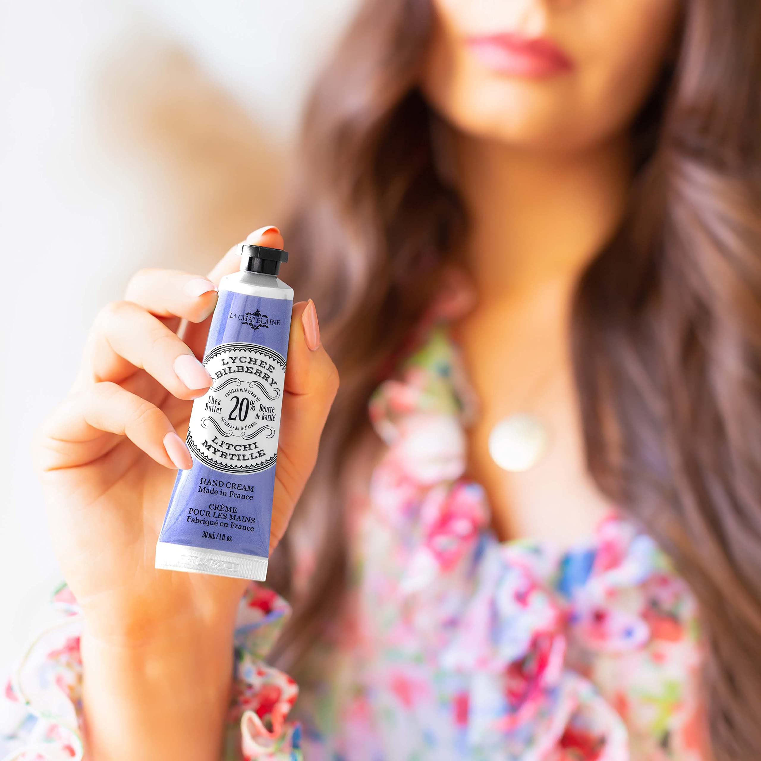 Ingredientes vegetales y cuidado responsable en cremas La Chatelaine, no probado en animales