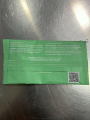 Textura sedosa y ligera de la toallita, sensación agradable al usar.
