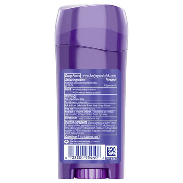 Lady Speed Stick Powder Fresh Invisible Dry 3-pack packaging highlights convenience.