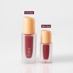 Laka Fruity Glam Lip Tint Mini, textura hidratante que cuida labios al aplicar.