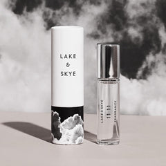 Lake & Skye 11 11, fragancia ligera para experiencias diarias.