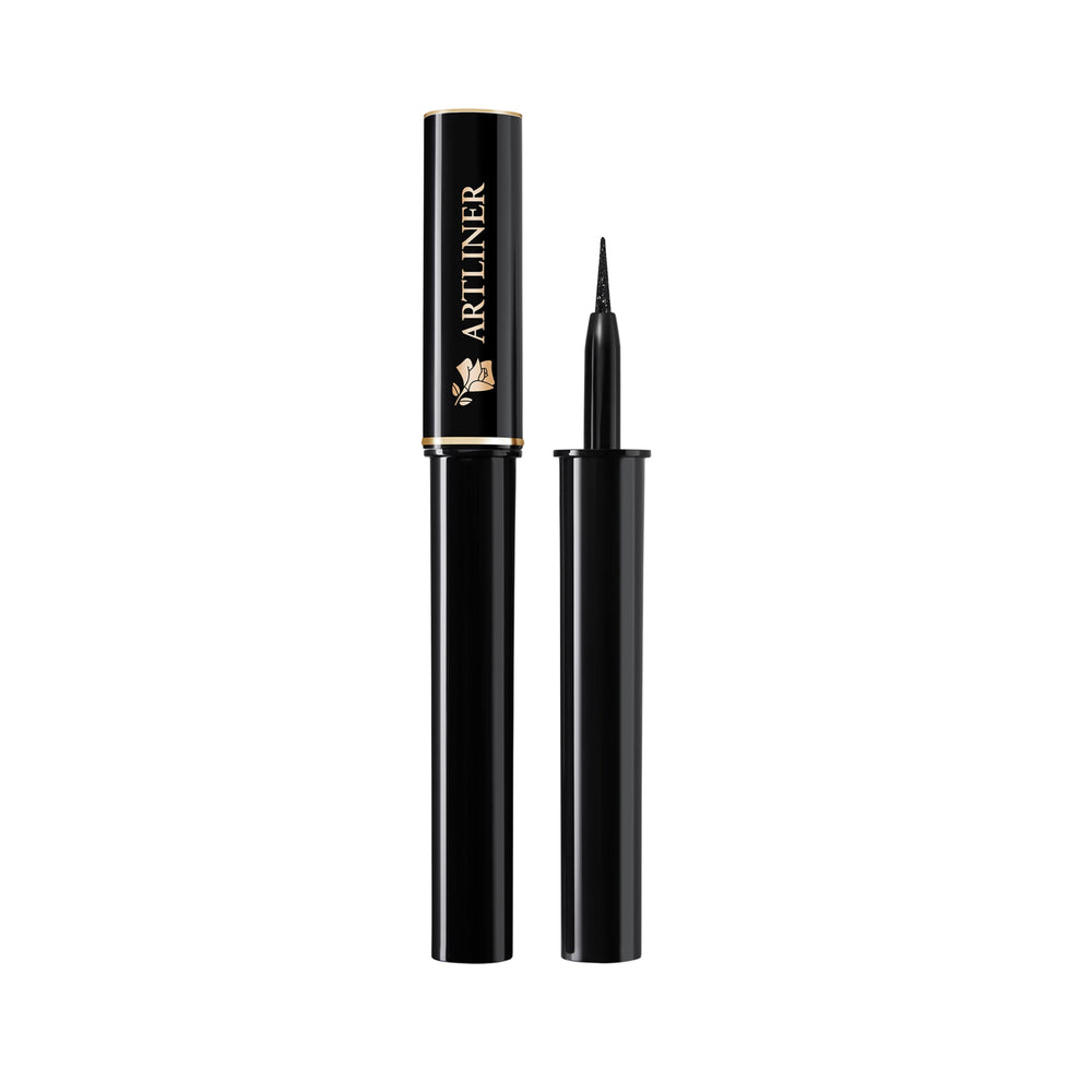 Lancôme Artliner delineado preciso con punta de fieltro para un trazo limpio y duradero.