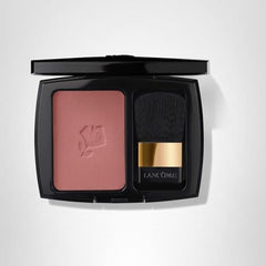 Lancôme Blush Subtil brinda color duradero y acabado suave durante todo el dia.