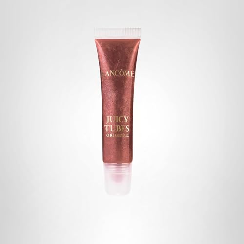 Tono Cocoa Macchiato realza el color natural de los labios.