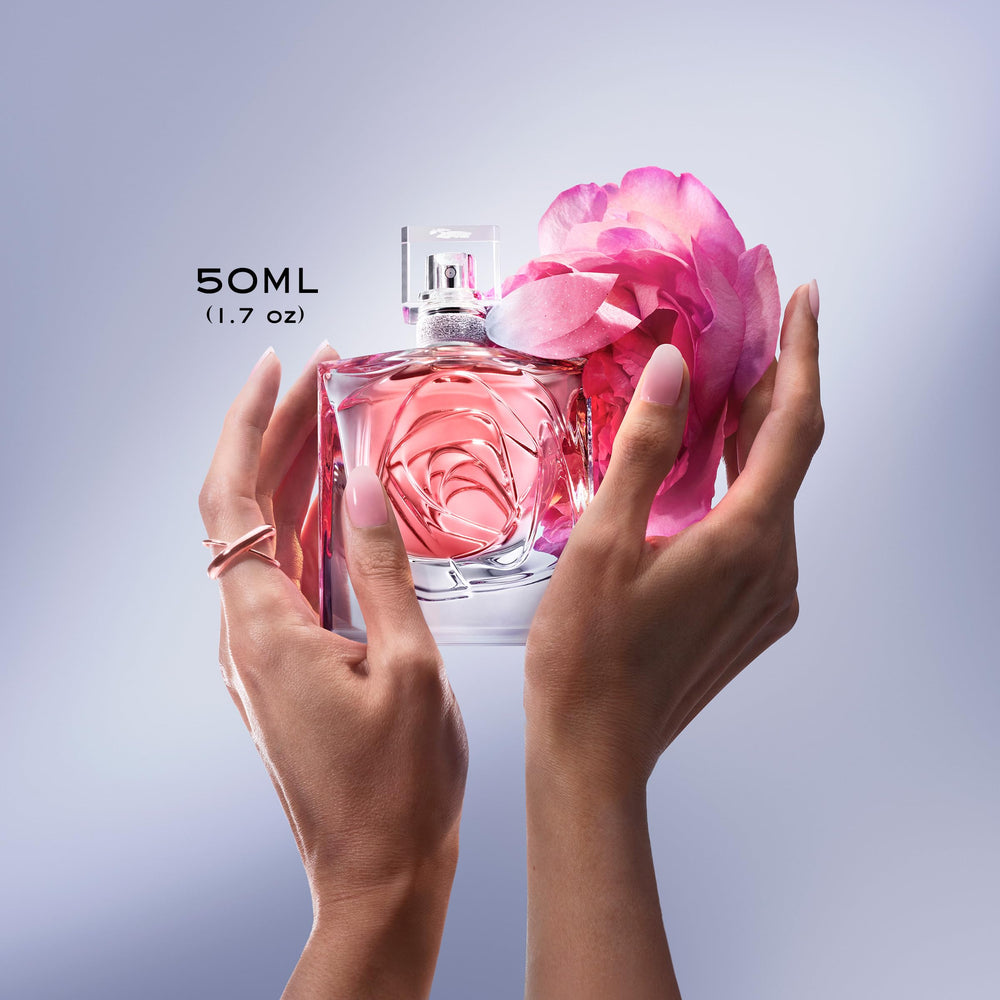 Lancôme La Vie Est Belle Rose Extraordinaire, almizcle amaderado, fondo cálido y duradero.